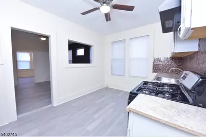 17-19 N 12th St, Newark, NJ 07107 - Photo 14