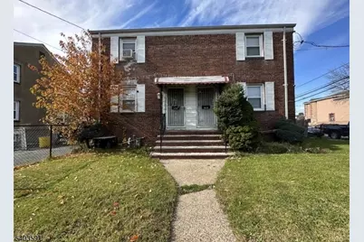 501 Green St, Elizabeth, NJ 07202 - Photo 1