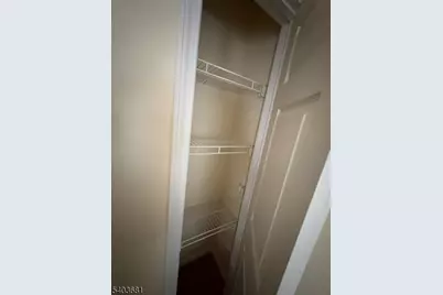 6 Carmella Ct, Newark, NJ 07104 - Photo 4