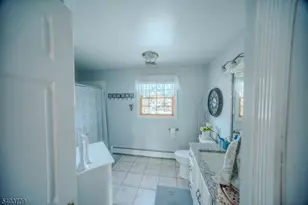 130 Loretta St, Woodbridge Township, NJ 08861 - Photo 14