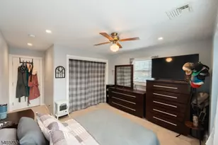 130 Loretta St, Woodbridge Township, NJ 08861 - Photo 10