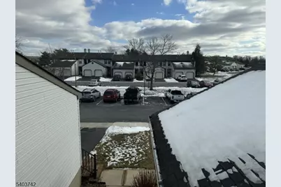 524 Cypress Ct, Raritan Township, NJ 08822 - Photo 12