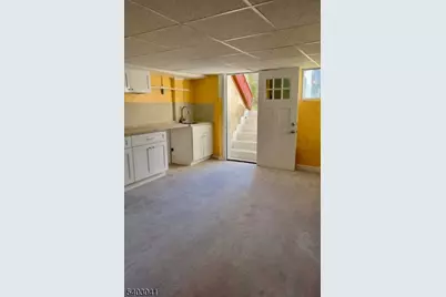 305 Stockton, Hightstown, NJ 08520 - Photo 32