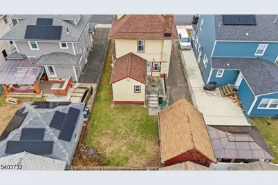 39 Hollywood Ave, Hillside, NJ 07205 - Photo 4