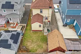 39 Hollywood Ave, Hillside, NJ 07205 - Photo 4