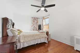 39 Hollywood Ave, Hillside, NJ 07205 - Photo 20