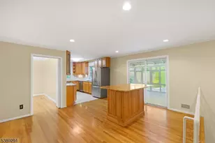 56 Valley Rd, Berkeley Heights Township, NJ 07922 - Photo 12