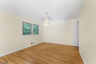 56 Valley Rd, Berkeley Heights Township, NJ 07922 - Photo 6