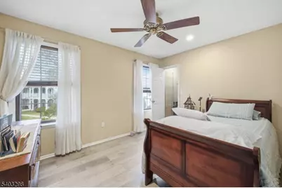 243 Wycoff Way, East Brunswick Township, NJ 08816 - Photo 4