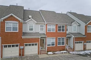 28 Gordon Cir, Parsippany, NJ 07054 - Photo 2