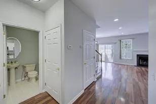 28 Gordon Cir, Parsippany, NJ 07054 - Photo 12