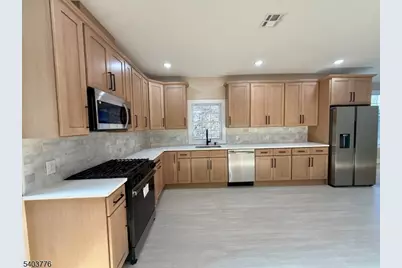 90 Lehigh Ave, Newark, NJ 07112 - Photo 1