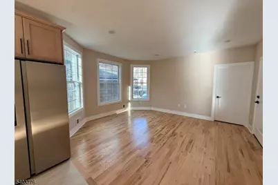 90 Lehigh Ave, Newark, NJ 07112 - Photo 10