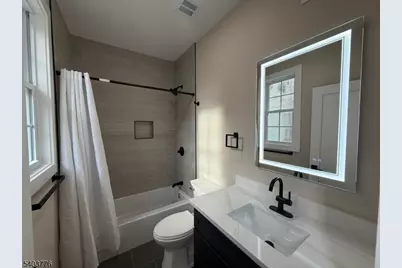 90 Lehigh Ave, Newark, NJ 07112 - Photo 26