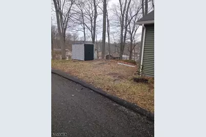 20 Fiske Trl, Hopatcong, NJ 07843 - Photo 4