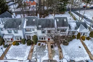 304 Maplecrest Rd, Edison Twp., NJ 08820 - Photo 4