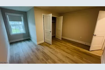 614 Fremont Ave, Manalapan Township, NJ 07746 - Photo 4