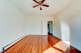 946 W 7th St, Plainfield, NJ 07063 - Photo 6