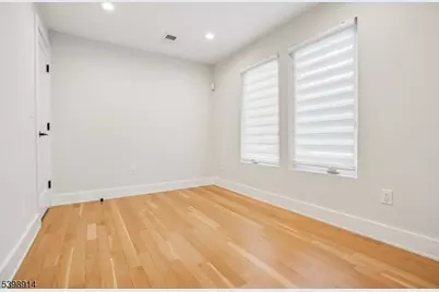 30 Hemlock Ter, Springfield, NJ 07081 - Photo 10