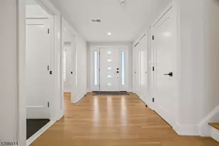 30 Hemlock Terrace, Springfield, NJ 07081 - Photo 2