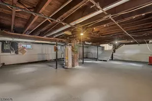 983 Colonial Ave, Union Township, NJ 07083 - Photo 2