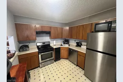 292 English Place, Bernards Township, NJ 07920 - Photo 4