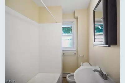 70 Valley St, South Orange, NJ 07079 - Photo 12