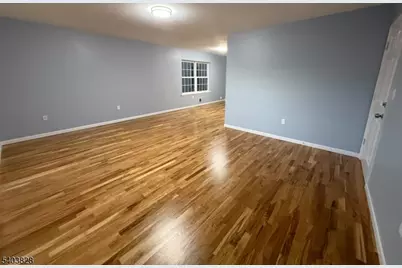 527 4th Ave #1, Elizabeth, NJ 07202 - Photo 4