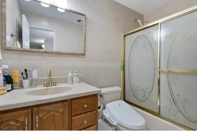 8 Curtis Dr, Lincoln Park, NJ 07035 - Photo 18