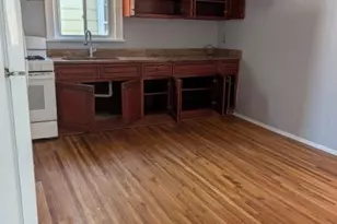 313 Palmer St, Elizabeth, NJ 07202 - Photo 2