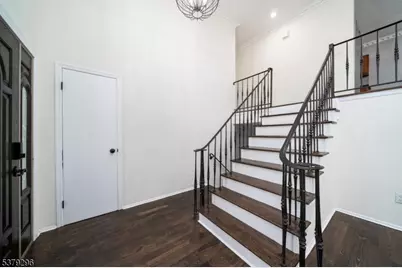 828 Mountain Ave, Springfield, NJ 07081 - Photo 2