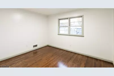 235 Lakewood Dr #2, Bloomfield, NJ 07003 - Photo 8