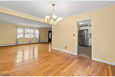 762-764 Valley Street12, Maplewood, NJ 07040 - Photo 4