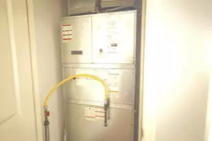 102 E Elizabeth Ave, Linden, NJ 07036 - Photo 24