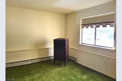 139 Webster Dr, Wayne, NJ 07470 - Photo 8