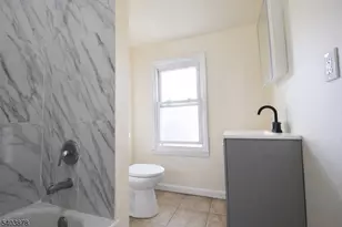 184 S 6th St, Newark, NJ 07103 - Photo 14