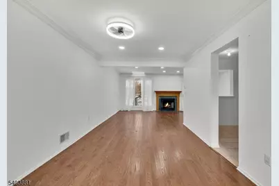 48 Edgefield Dr, Parsippany, NJ 07950 - Photo 14