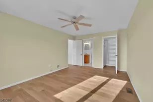 48 Edgefield Dr, Parsippany, NJ 07950 - Photo 28