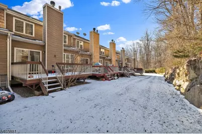 48 Edgefield Dr, Parsippany, NJ 07950 - Photo 38