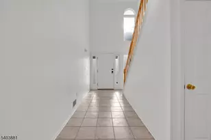 48 Edgefield Dr, Parsippany, NJ 07950 - Photo 8