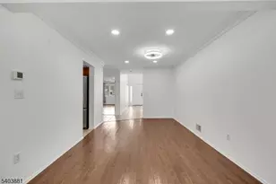 48 Edgefield Dr, Parsippany, NJ 07950 - Photo 16