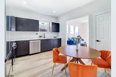 5 Krotik Pl, Irvington, NJ 07111 - Photo 8