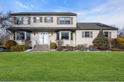 40 Michelle Ln, Hillsborough Township, NJ 08844 - Photo 2