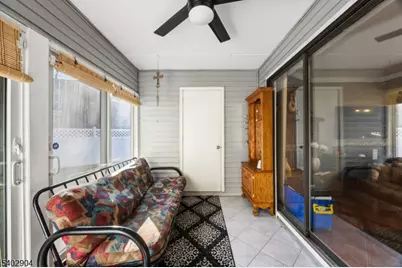 126 Leah Ct, South Brunswick Township, NJ 08810 - Photo 10