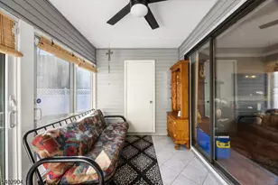 126 Leah Ct, South Brunswick Township, NJ 08810 - Photo 10