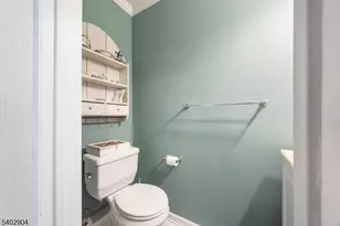 126 Leah Ct, South Brunswick Township, NJ 08810 - Photo 8