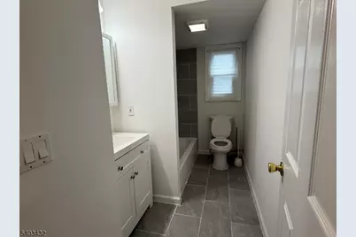 183 Chancellor Ave, Newark, NJ 07112 - Photo 12