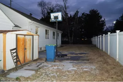 210 Franklin Blvd, Franklin Township, NJ 08873 - Photo 4