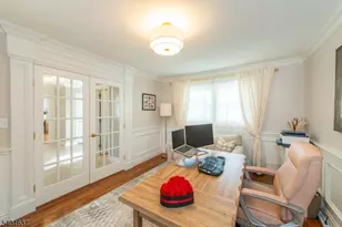 34 Templar Way, Parsippany, NJ 07054 - Photo 14