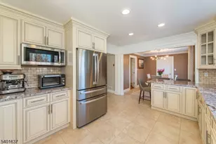 34 Templar Way, Parsippany, NJ 07054 - Photo 8